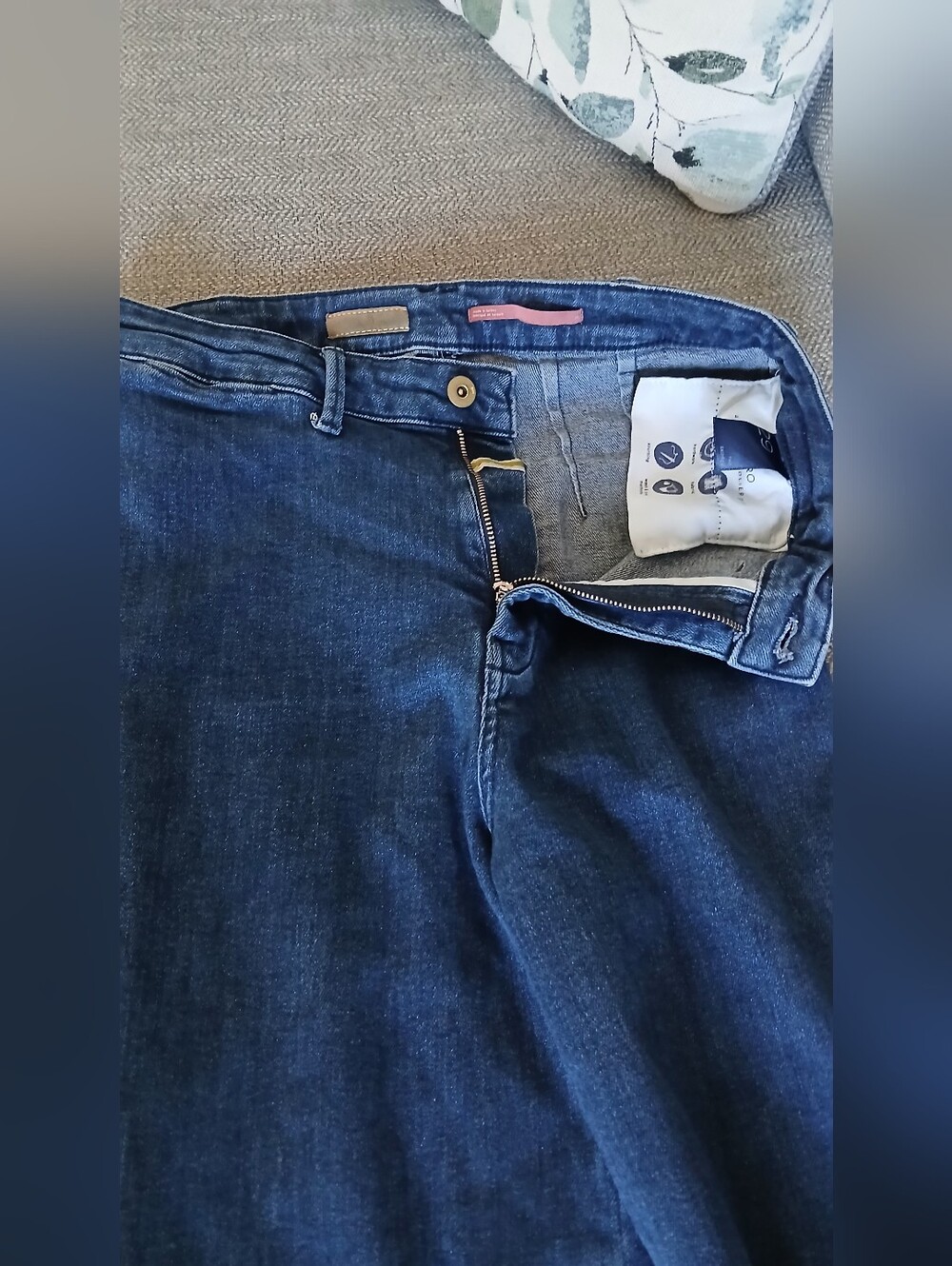 Pilcro The Skipper High-Rise Wide leg Jean. Size 29 - Picture 8 of 10